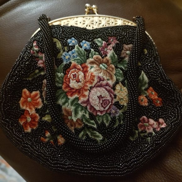 Vintage America Handbags - Vintage purse.